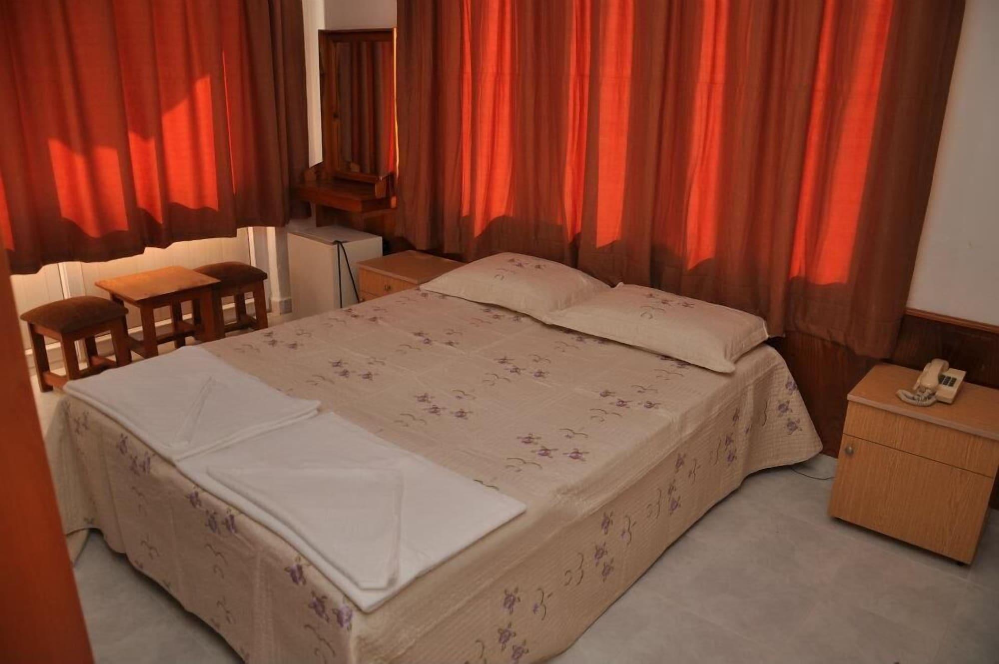Kleopatra Beach Yildiz Hotel Аланя Екстериор снимка