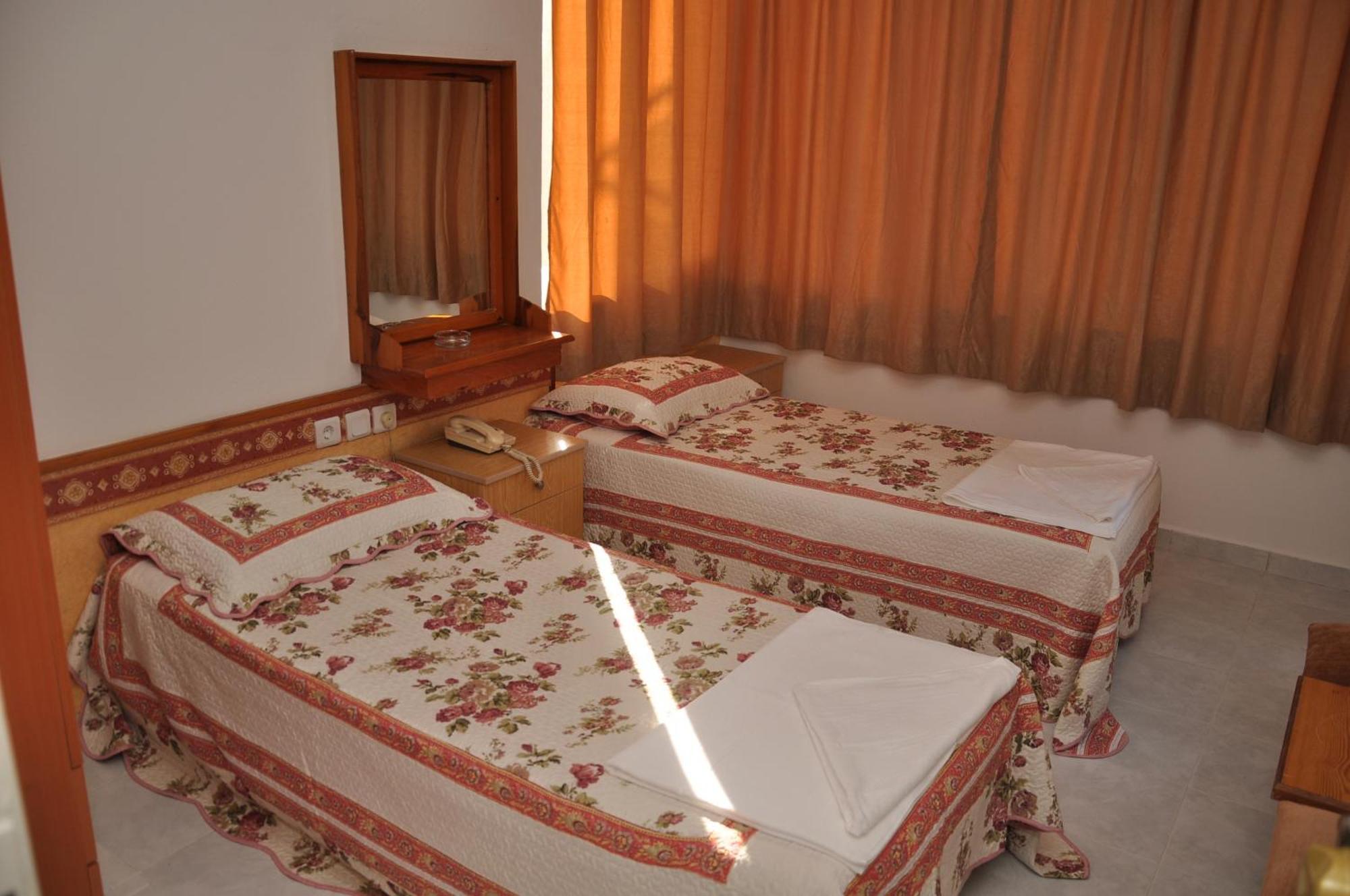 Kleopatra Beach Yildiz Hotel Аланя Екстериор снимка