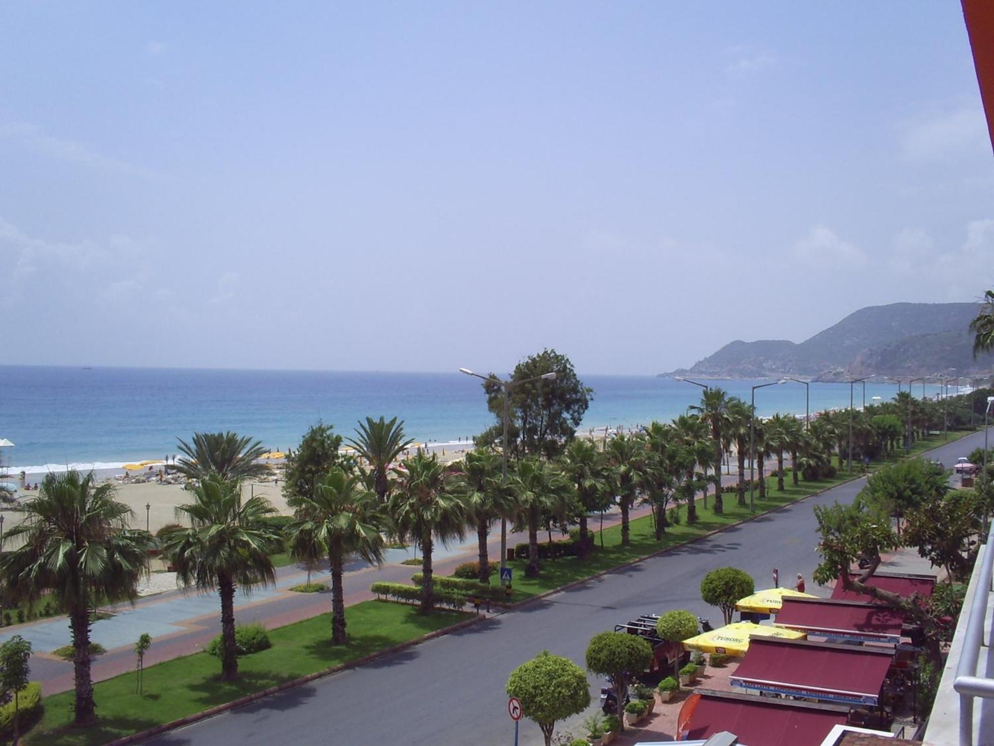 Kleopatra Beach Yildiz Hotel Аланя Екстериор снимка