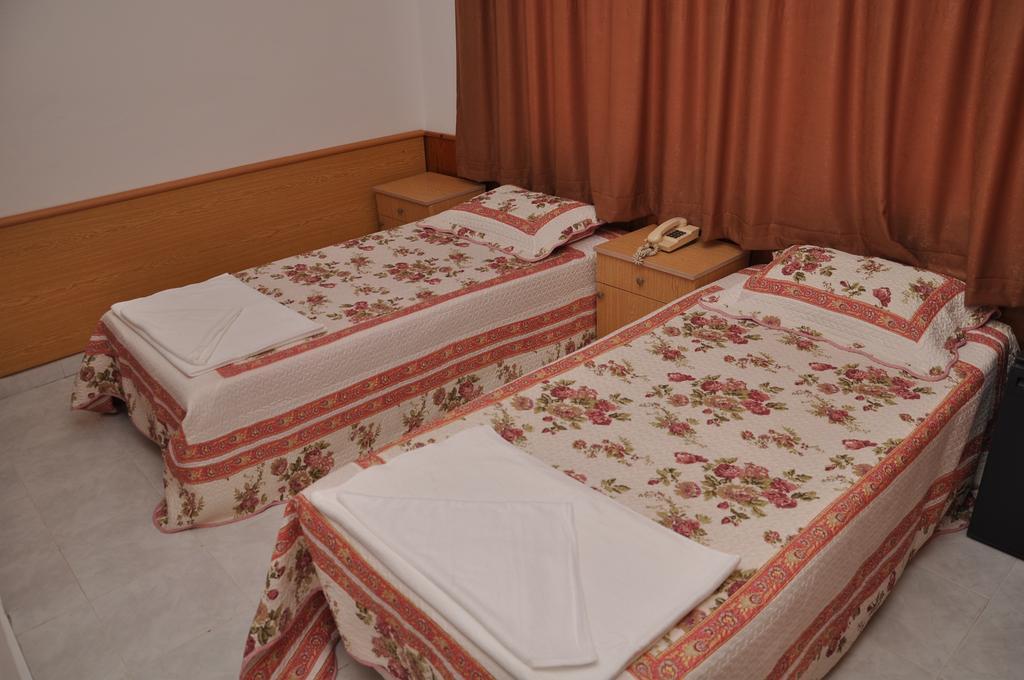 Kleopatra Beach Yildiz Hotel Аланя Стая снимка